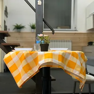 Delizioso Con Soppalco Appartamento Genova